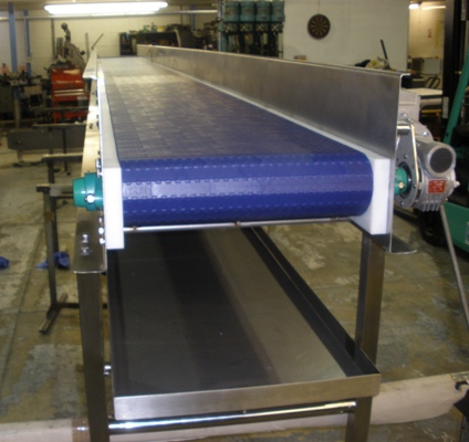 Easy Clean Conveyor with drip tray 